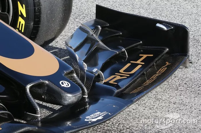 Haas F1 Team, detalle técnico del morro