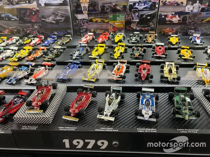 Colección de coches miniatura de F1