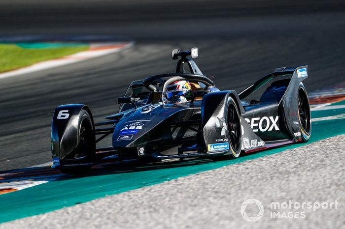 14º Brendon Hartley, GEOX Dragon, Penske EV-4 (1:15.592)