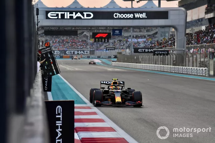 Sergio Pérez, Red Bull Racing RB16B