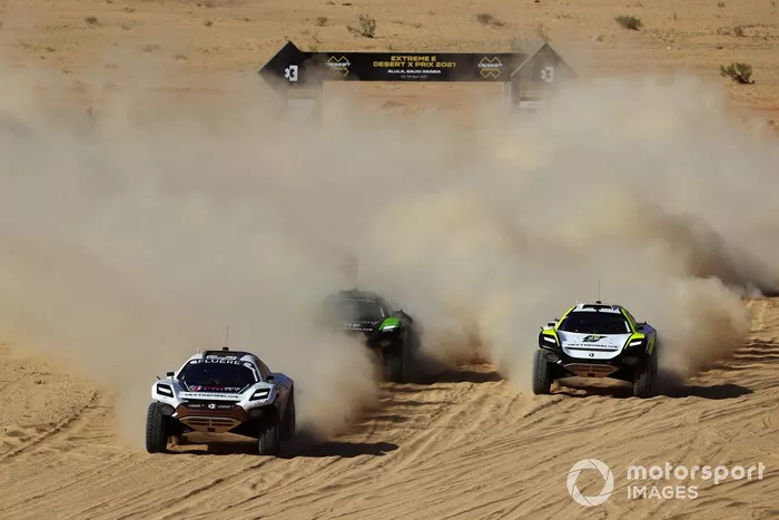 Catie Munnings, Timmy Hansen, Andretti United Extreme E, Christine 'GZ' Giampaoli Zonca, Oliver Bennett, Hispano Suiza Xite Energy Team, and Mikaela Ahlin-Kottulinsky, Jenson Button, JBXE Extreme-E Team