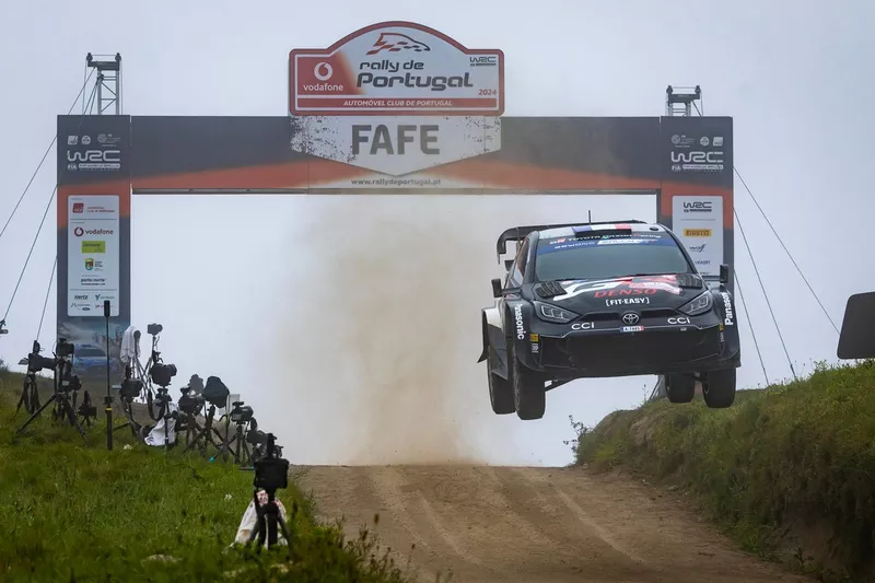 Sébastien Ogier, Vincent Landais, Toyota Gazoo Racing WRT Toyota GR Yaris Rally1