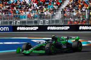 Zhou Guanyu, Stake F1 Team Kick Sauber C44 