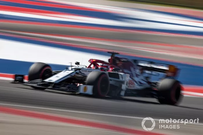 17.-Kimi Raikkonen, Alfa Romeo Racing C38, 1:34.369