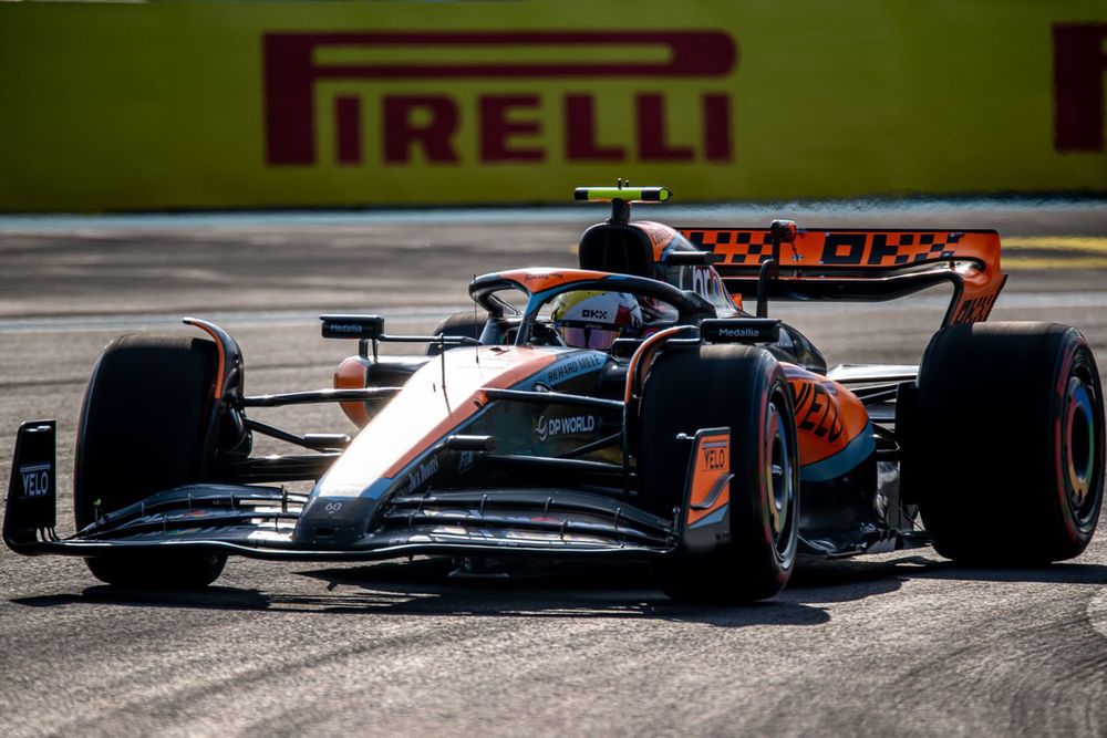 Lando Norris, McLaren MCL60 