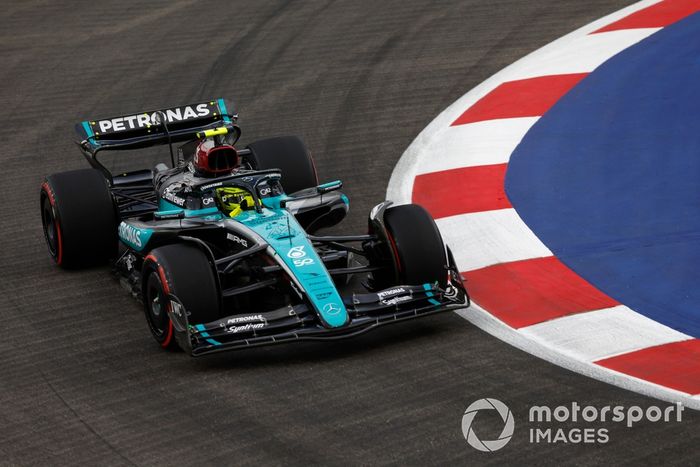 Lewis Hamilton, Mercedes F1 W15