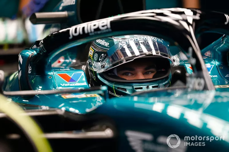 Lance Stroll, Aston Martin F1 Team, dans le cockpit 