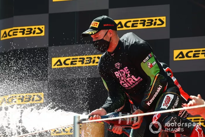 Podio: Ganador Jonathan Rea, Kawasaki Racing Team