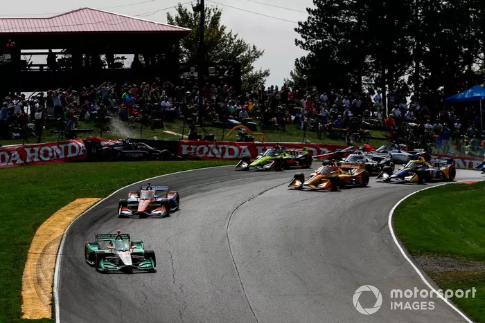 Colton Herta, Andretti Harding Steinbrenner Autosport Honda líder al inicio, Felix Rosenqvist, Chip Ganassi Racing Honda, Alex Palou,  Dale Coyne Racing with Team Goh Honda, Marco Andretti, Andretti Herta with Marco & Curb-Agajanian Honda chocan