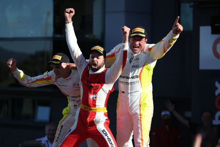 Ganadores #75 Sun Energy 1 Mercedes-AMG GT3: Kenny Habul, Jules Gounon, Luca Stolz