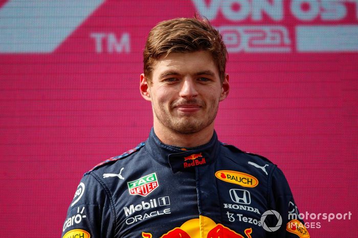 Podio: ganador Max Verstappen, Red Bull Racing