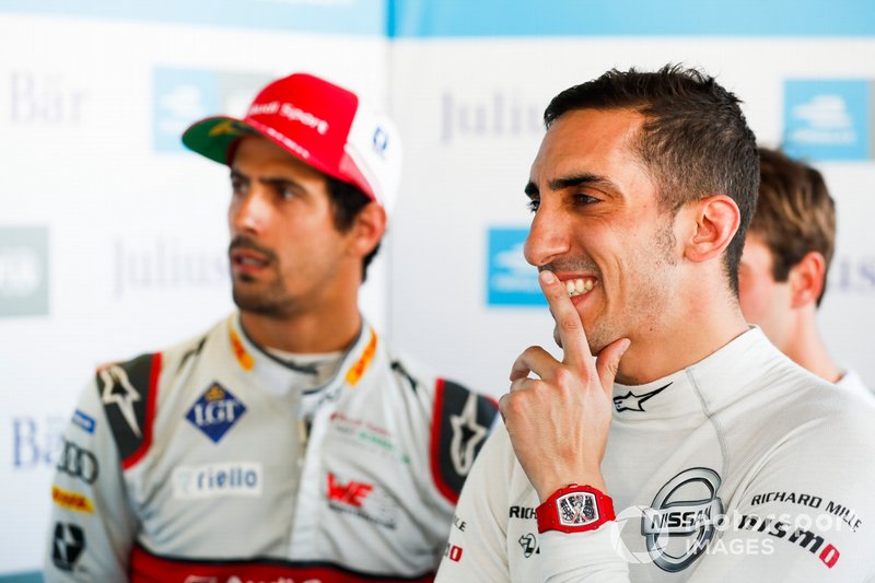 Sébastien Buemi , Nissan e.Dams and Lucas Di Grassi , Audi Sport ABT Schaeffler watch the qualifying laps