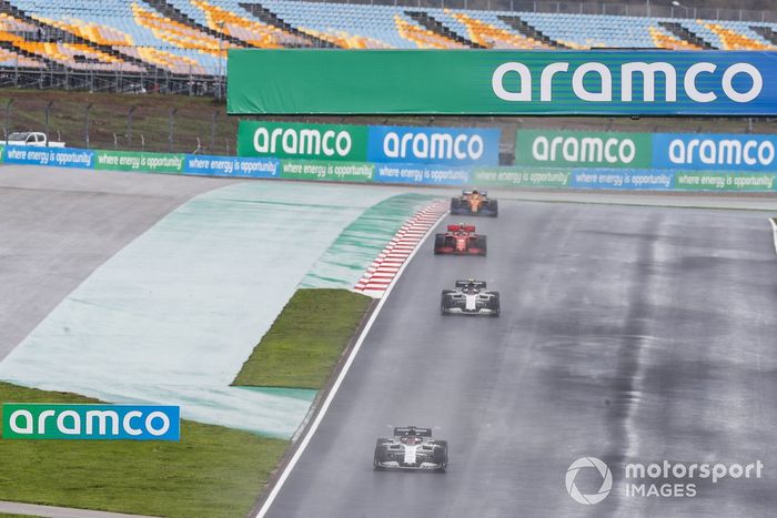 Daniil Kvyat, AlphaTauri AT01, Pierre Gasly, AlphaTauri AT01, Charles Leclerc, Ferrari SF1000