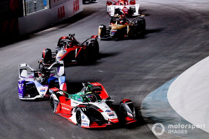 Lucas Di Grassi, Audi Sport ABT Schaeffler, Audi e-tron FE07, Jake Dennis, BMW I Andretti Motorsport, BMW iFE.21