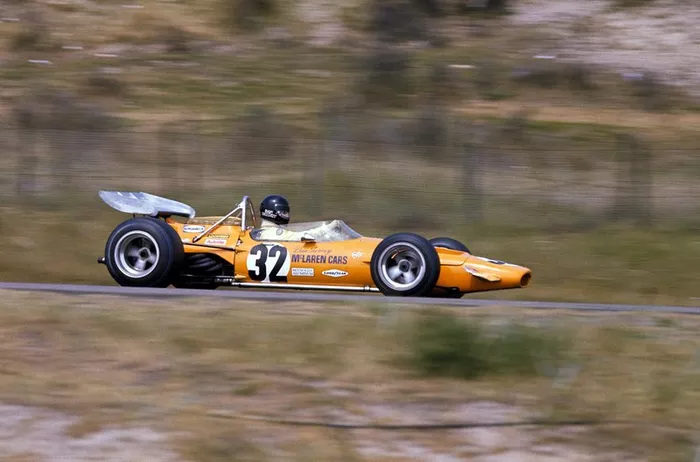 Dan Gurney, McLaren M14A