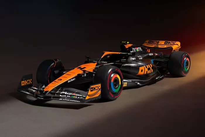 McLaren MCL60 librea especial, GP Singapur/Japón