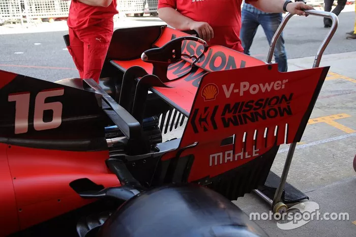 Detalle técnico de Ferrari