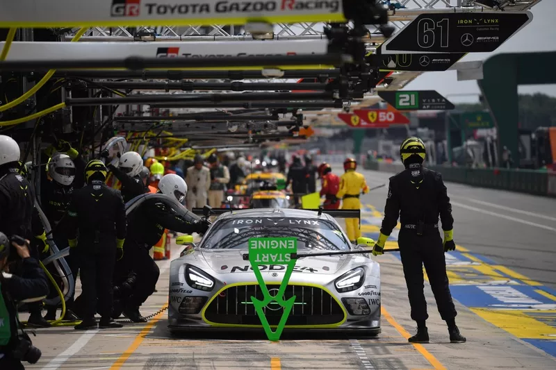 #60 Iron Lynx Mercedes-AMG LMGT3 : Andrew Gilbert, Lorcan Hanafin, Fran Rueda