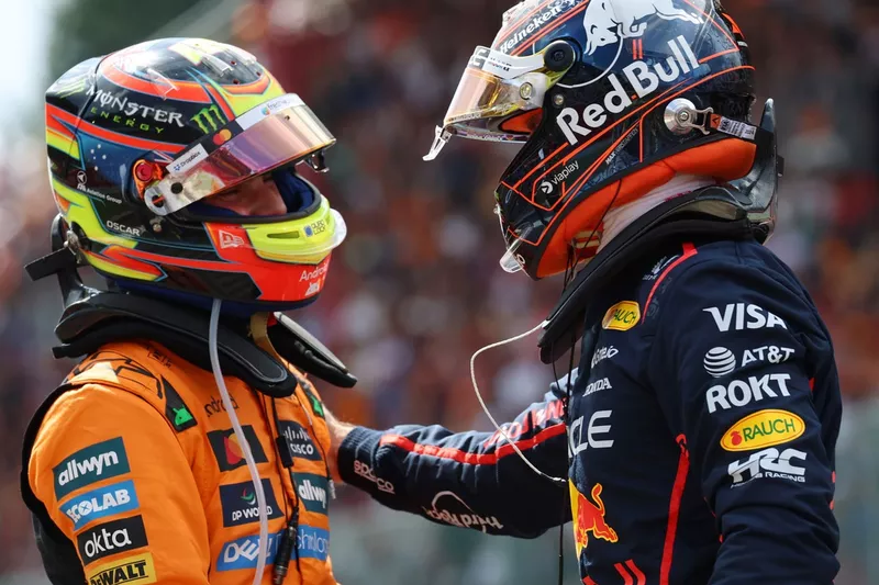 Max Verstappen, Red Bull Racing, Oscar Piastri, McLaren