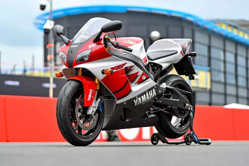 Livrea Yamaha 70° Anniversario