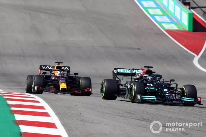 Lewis Hamilton, Mercedes W12, Max Verstappen, Red Bull Racing RB16B