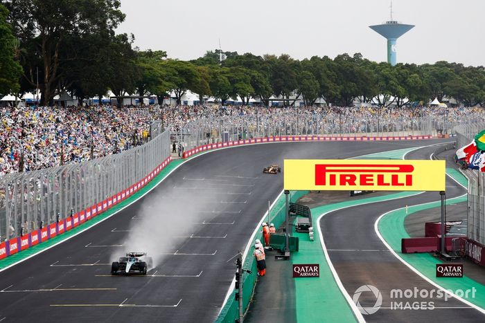 George Russell, Mercedes F1 W15, Lando Norris, McLaren MCL38