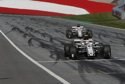 Charles Leclerc, Sauber C37, Marcus Ericsson, Sauber C37