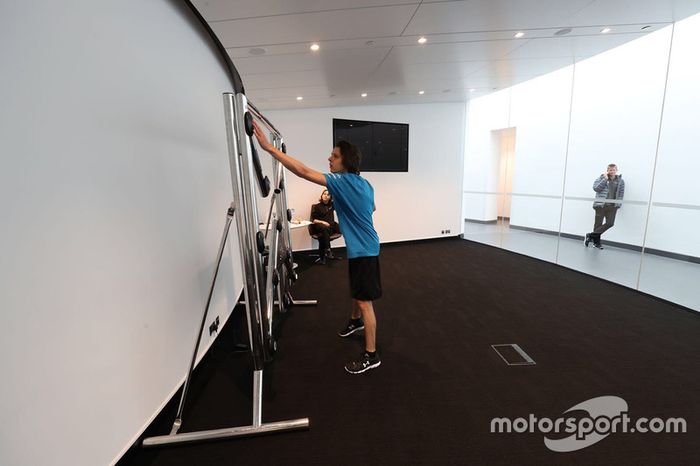 Participantes del McLaren World's Fastest Gamer