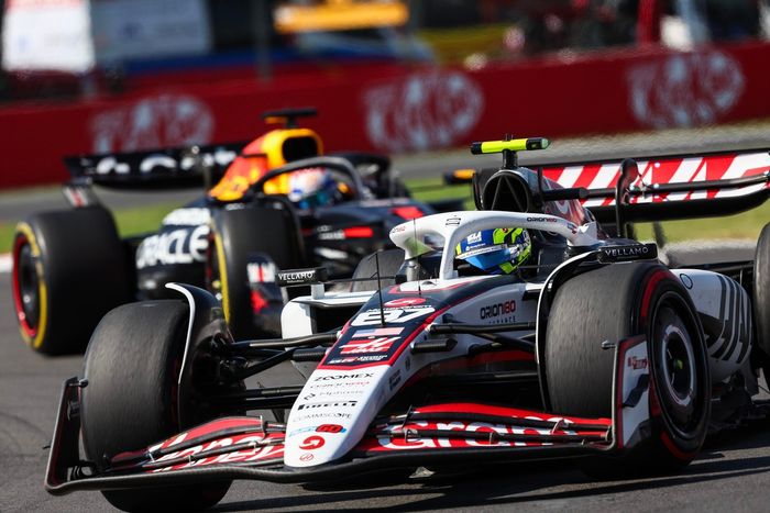 Max Verstappen, Red Bull Racing, Oliver Bearman, Haas F1 Team