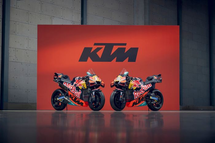 Livery Tim Balap Pabrik Red Bull KTM