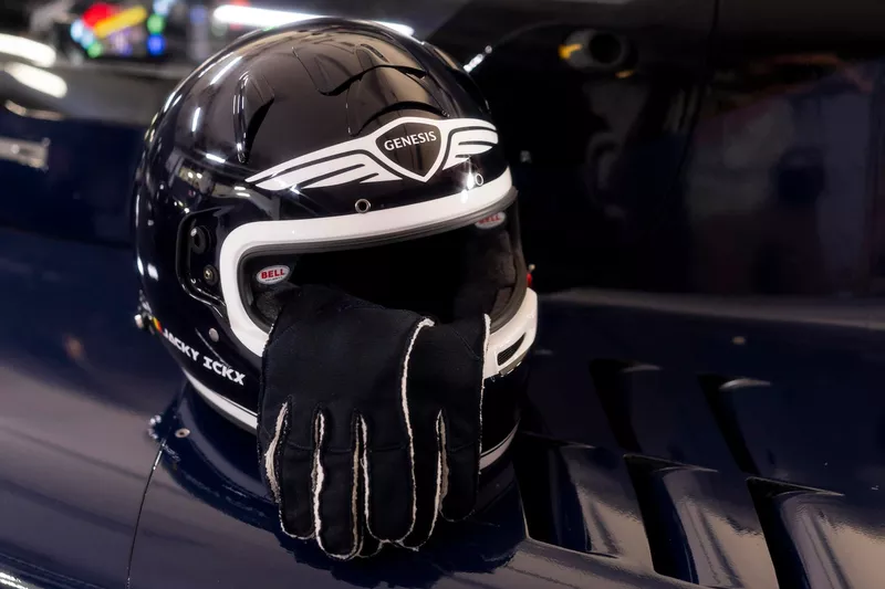 Casque de Jacky Ickx, Genesis Magma Racing Genesis