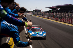 #67 Ford Chip Ganassi Team UK Ford GT: Andy Priaulx, Harry Tincknell, Pipo Derani