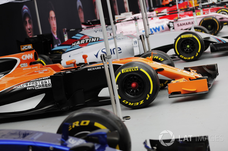 A line-up of Formula 1 cars in Trafalgar Square ahead of the London F1 street demonstration. R-L: Scuderia Toro Rosso, McLaren, Williams Force India, Ferrari and Red Bull Racing