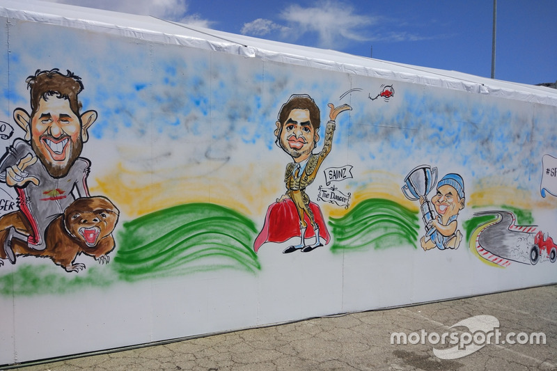 Gran Premio de España: una caricatura sobre el torero Carlos Sainz.