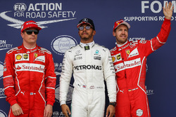 Обладатель поула Льюис Хэмилтон, Mercedes AMG F1, второе место – Кими Райкконен, третье место – Себа