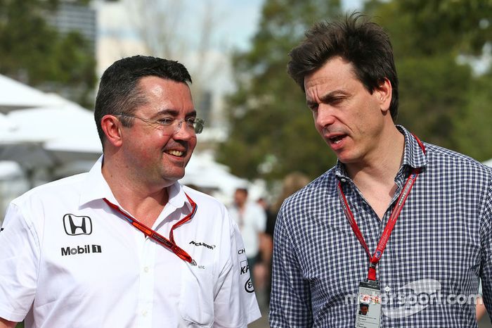 Eric Boullier, McLaren  Director de carrera con Toto Wolff, Mercedes AMG F1 Accionista y Director Ejecutivo