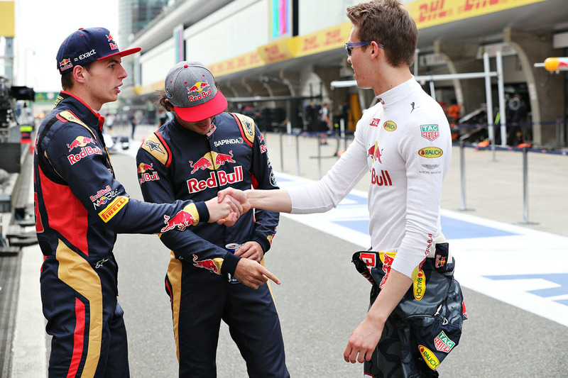 Данііл Квят, Red Bull Racing, Карлос Сайнс-мол., Scuderia Toro Rosso, та Макс Ферстаппен, Scuderia Toro Rosso