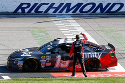 Sieger Carl Edwards, Joe Gibbs Racing Toyota