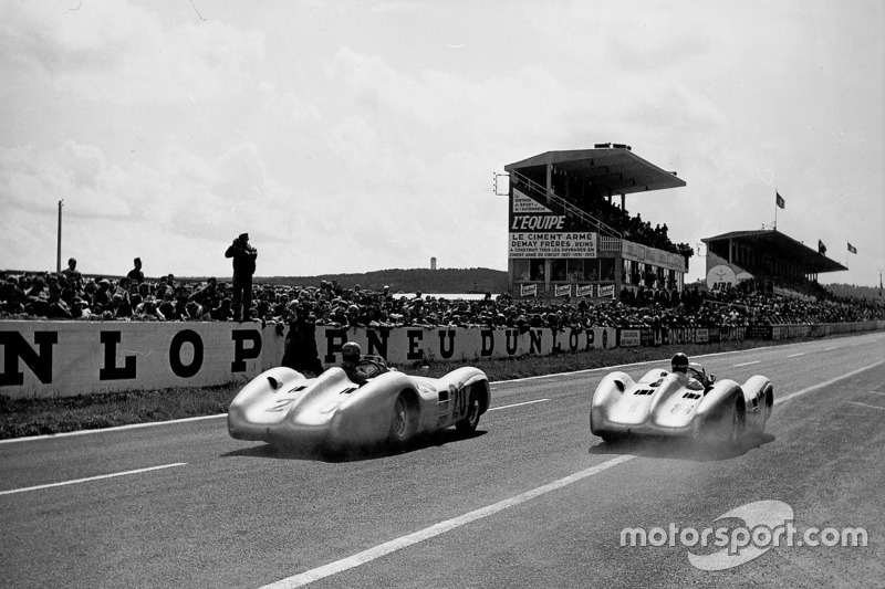 Karl Kling and Juan Manuel Fangio, Mercedes-Benz W 196 R