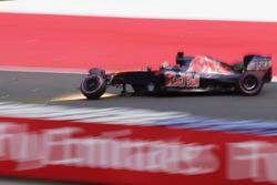 Daniil Kvyat, Scuderia Toro Rosso, crasht