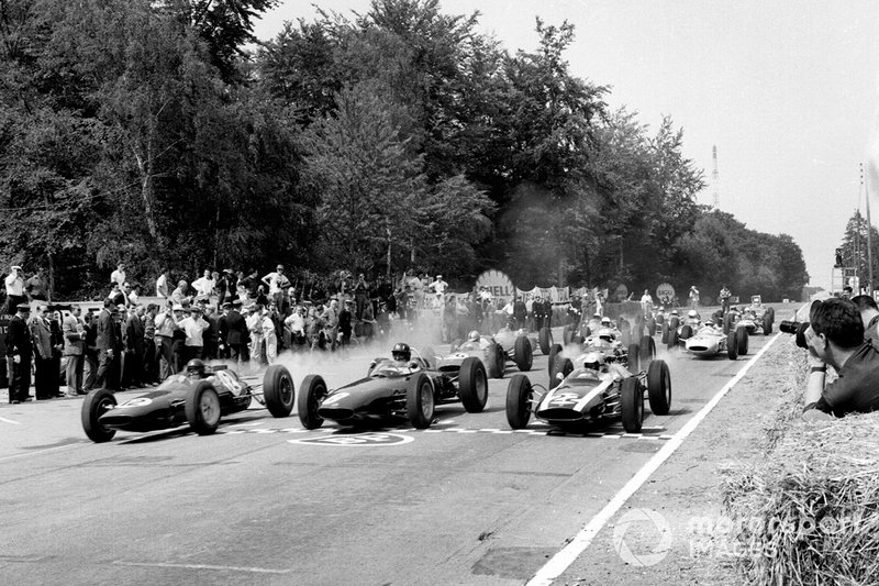 Jim Clark, Lotus 25, Graham Hill, BRM P57, Bruce McLaren, Cooper T60