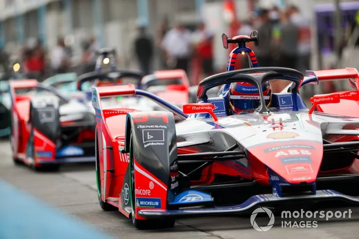 Pascal Wehrlein, Mahindra Racing, M6Electro esce dalla pit lane
