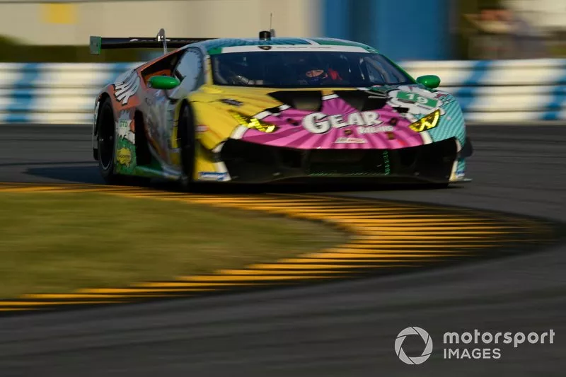W19 GEAR Racing powered by GRT Grasser Lamborghini Huracan GT3, GTD: Christina Nielsen, Katherine Legge, Tati Calderon, Rahel Frey