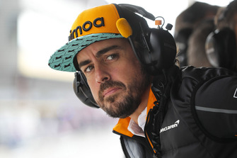 Fernando Alonso, McLaren, lors des essais libres 1