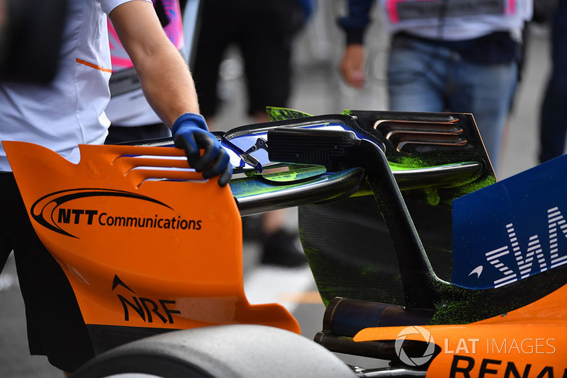 Заднее крыло McLaren MCL33