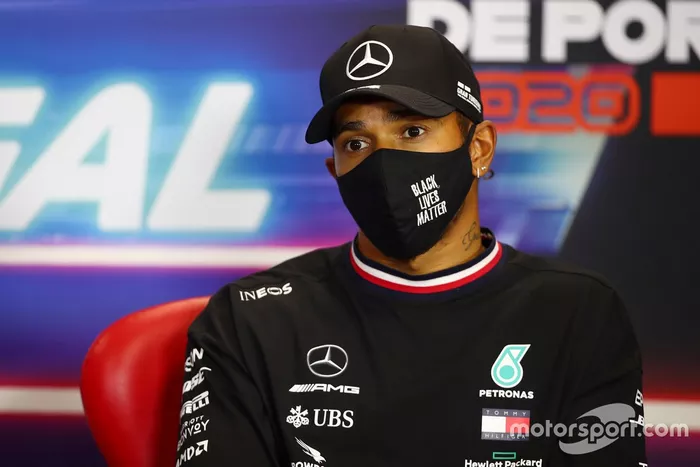 Lewis Hamilton, Mercedes-AMG F1en la conferencia de prensa