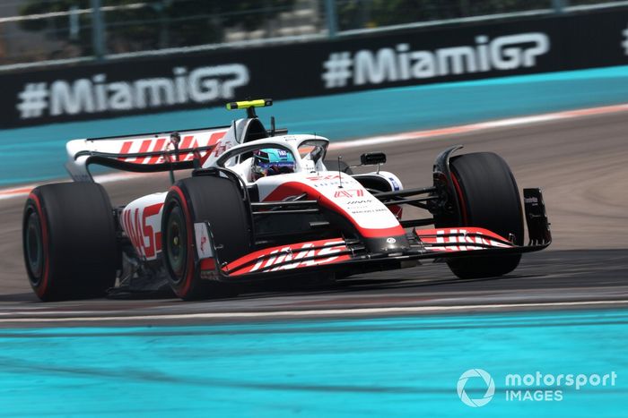 Mick Schumacher, Haas VF-22