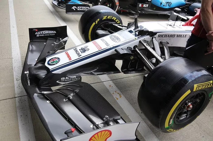 Detalle del morro del Alfa Romeo Racing C38