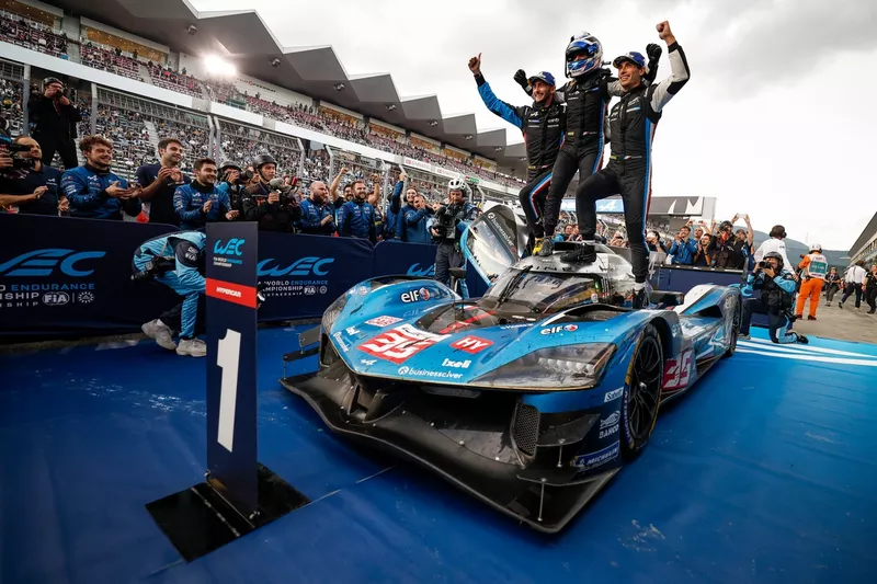 Vainqueur de la course #35 Alpine Endurance Team Alpine A424 : Paul-Loup Chatin, Ferdinand Habsburg, Charles Milesi