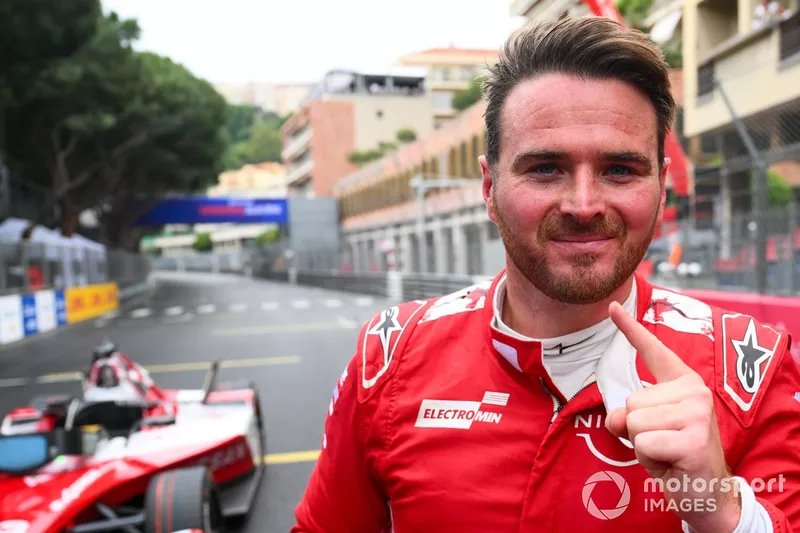 Oliver Rowland, vainqueur de la course, Nissan Formula E Team